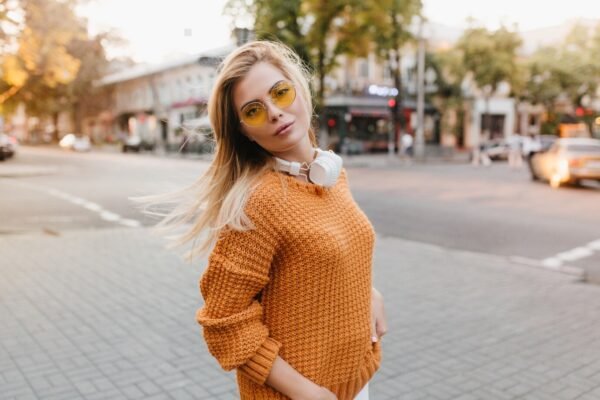 Blusa de crochê amarela - Imagem 3